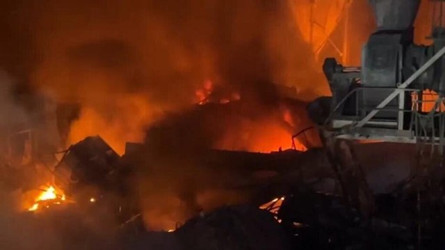 Destrucción en el sur del Líbano tras bombardeos israelíes contra presuntos sitios de Hezbolá