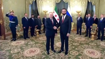 Al-Sharaa se reúne con Putin en su primer viaje a Rusia