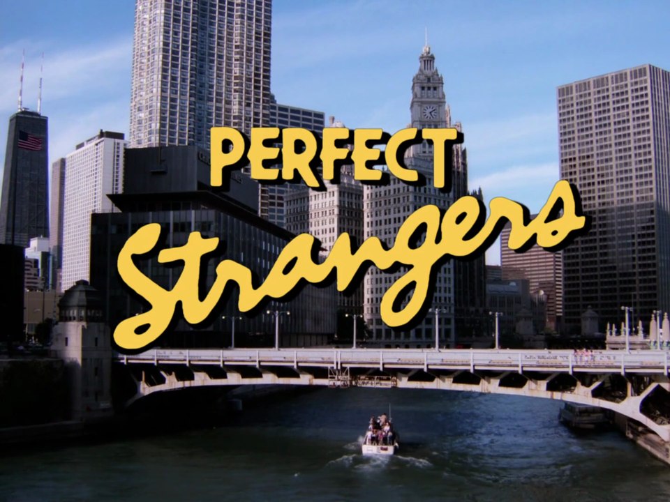 Primos lejanos - 3x01 - Todas las noticias posibles - HD 1080