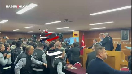 Bayrampaşa Belediyesi başkanlık seçiminde kavga çıktı!