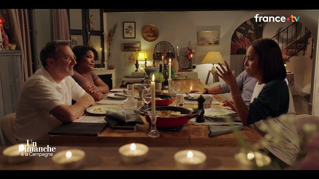 "Ce monsieur, il a changé ma vie" : Amel Bent évoque sa rencontre inattendue avec Charles Aznavour dans "Un dimanche à la campagne"