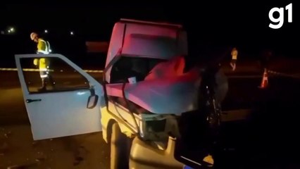 Empresário morre após invadir pista e bater de frente com carro de passeio na BR-364 em MT