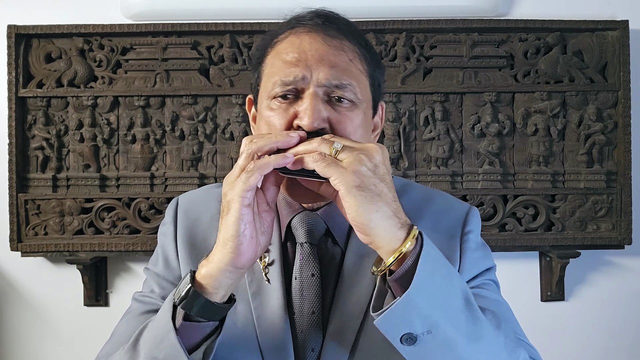 Bye Bye  Miss Good Night Kal Phir Milenge- Film Prem Nagar1974 on Harmonica Live Performance by Mukund Kamdar