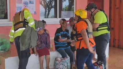 Familias evacuadas y en albergues por inundaciones en Mariato, Veraguas