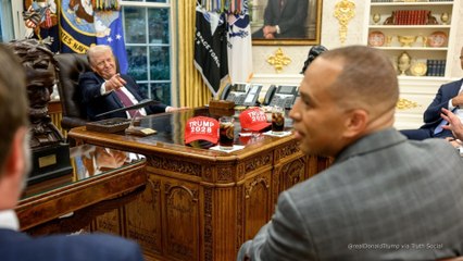 Trump posts picture with ‘TRUMP 2028’ hats from meeting with top Democrats