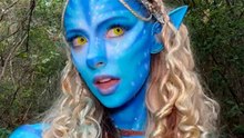 Natalie Reynolds fait sensation avec son costume d’Avatar sur TikTok, dépassant les 30 millions de vues