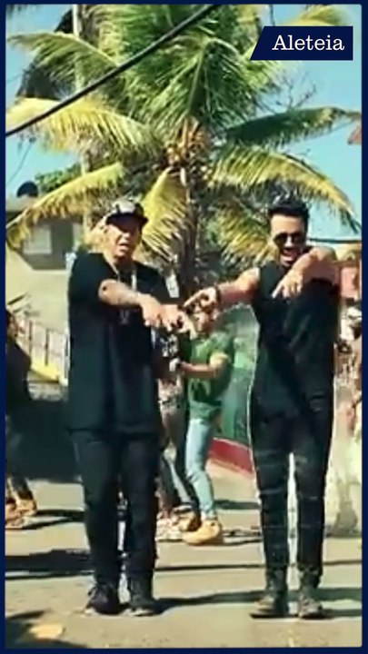 Daddy Yankee chante pour Dieu !