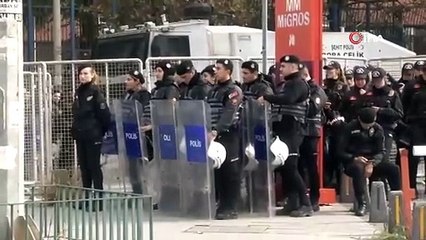 Ekrem İmamoğlu ’siyasal casusluk’ suçundan tutuklandı