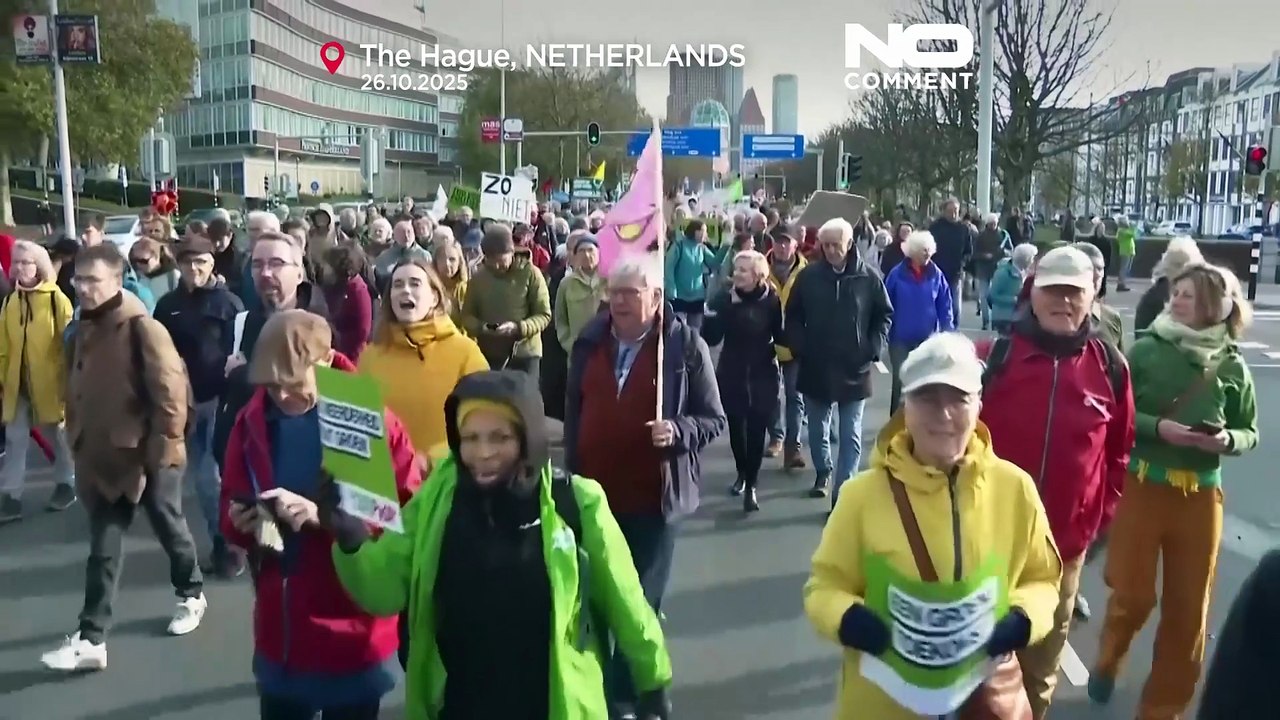 45.000 demonstrieren in Den Haag, fordern Vorrang für Klimaschutz