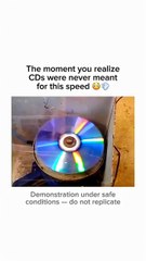 Music & memes – the perfect combo! 🎶 🤣#sciencefail #physicswow #experiment