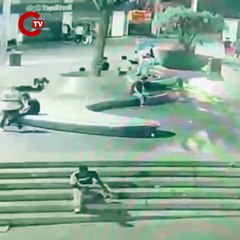 Taksim’de bankta uyuyan adamın telefonunu çaldı; mağduru yanlış tarafa yönlendirdi