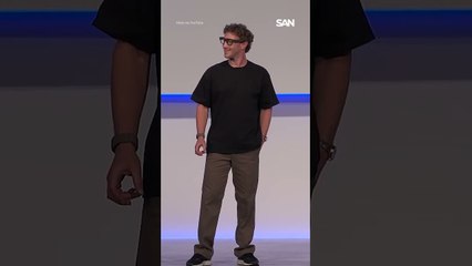 Social media users react to Meta's AI smart glasses reveal mishaps