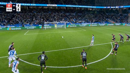 La Liga : La Real Sociedad sort de la zone rouge