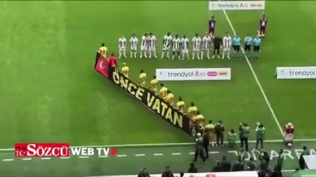 Amedspor- İstanbulspor maçında 'Önce Vatan' pankartı ıslıklandı!