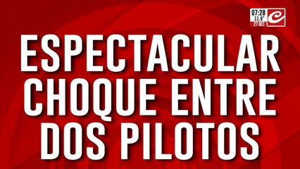 Impresionante accidente en carrea de motos deja a pilotos tendidos en el suelo