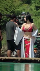 Zoro vừa bước ngang qua tôi 😍 Không phải cosplay. Không phải CGI. Là thật ☠️ Phim trường One Piece và những nhân vật yêu thích  như xé truyện bước ra cuộc sống thật 🥳 Tôi đang sống trong truyện tranh. 👉 Nếu gặp Luffy ngoài đời, bạn sẽ làm gì?