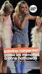 Anne Hathaway crée la surprise lors du concert de Sabrina Carpenter ! 🔥💖  À New York, alors que Sabrina enflamme la scène, elle aperçoit soudain Anne Hathaway dans le public… et décide de « l’arrêter » en mode fun avec des menottes-jouets roses ! 😄