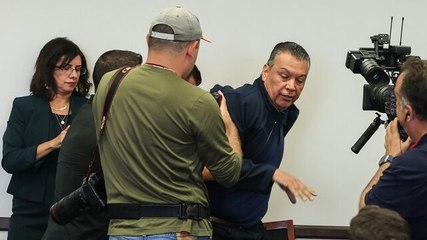 US Senator Padilla Forcibly Removed From Noem News Conference