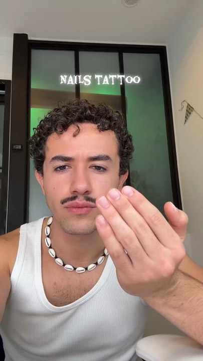 Nails tattoo