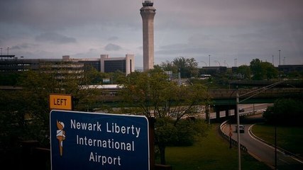US Officials Weigh Broad Pullback in Newark Airport Flights
