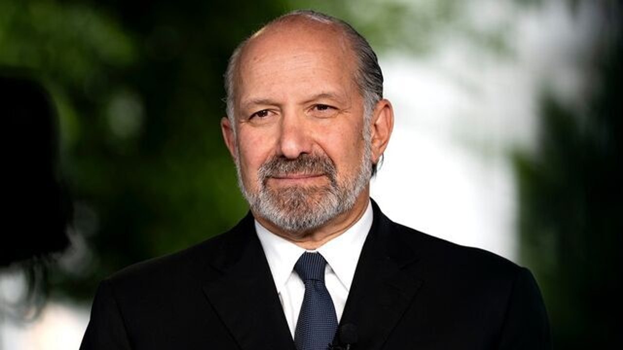 Lutnick Divests Cantor Stakes to His Children, 26North