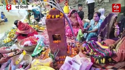 दिल्ली में छठ महापर्व पर दिखा ऐतिहासिक नजारा, CM से लेकर जनता तक डूबे आस्था में