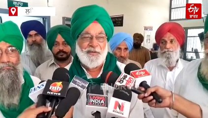 "ਕਰੋ ਮਸ਼ੀਨਰੀ ਦਾ ਪ੍ਰਬੰਧ ਨਹੀਂ ਤਾਂ ਲਾਉਣੀ ਪਵੇਗੀ ਪਰਾਲੀ ਨੂੰ ਅੱਗ", ਖੇਤੀਬਾੜੀ ਅਫਸਰ ਨੂੰ ਮਿਲੇ ਕਿਸਾਨ