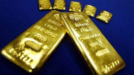 Gold Climbs to Record High Above $3,800 on Weaker Dollar