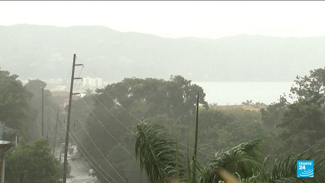 Caraïbes : l'ouragan Melissa devient plus menaçant à l'approche de la Jamaïque