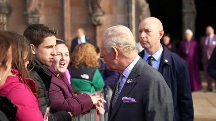King heckled during Cathedral visit
