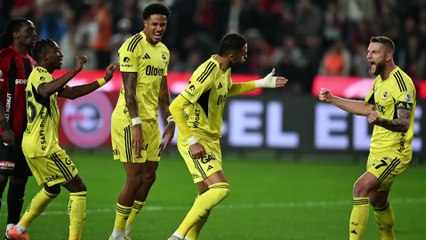 Fenerbahçe'de En Nesyri İlk Golünü Atarak Sessizliği Bozdu ⚽