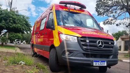 Idosa de 77 anos sofre queda em casa e é socorrida pelo Siate