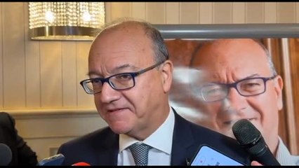 Valditara: clamorosa fake news stop all'educazione sessuale a scuola