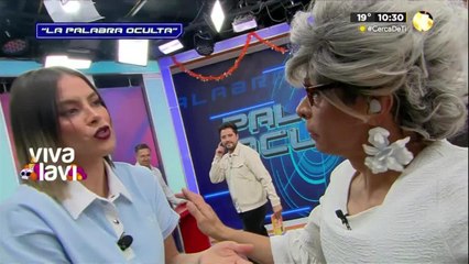 Natalia Valenzuela y la Maestra Resurrección se enojan en vivo