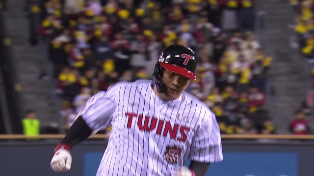 '박동원·문보경 2점포' LG, 한화 대파하고 한국시리즈 2연승 / YTN