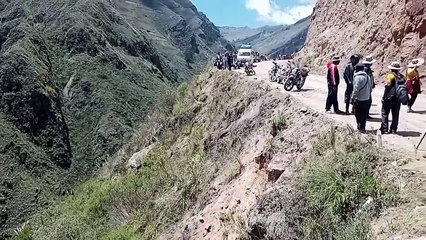 Tragedia en Morochata: 15 muertos y 20 heridos por el embarrancamiento de un bus