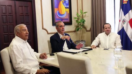 Presidente Abinader encabeza reunión virtual con 15 gobernadoras para pasar balance tras el paso del huracán Melissa