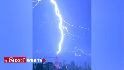 İstanbul finans merkezine yıldırım düştü