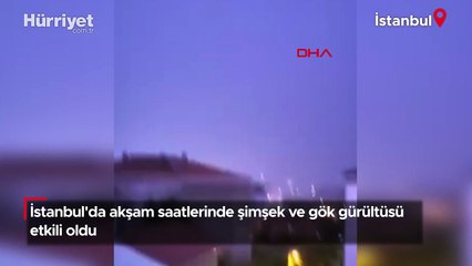 İstanbul'da Finans Merkezi'nde bir binaya yıldırım düştü