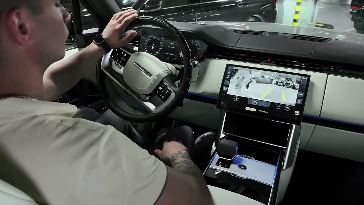 2025 Land Rover Range Rover - Wild Extra Large Luxury SUV!