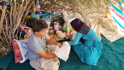 Nomadic life of two couples