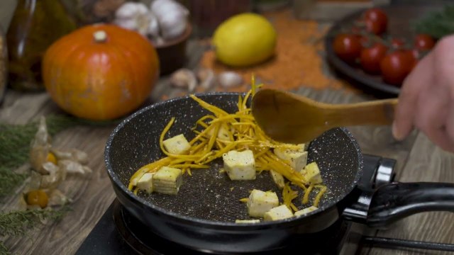 94 Soba with pumpkin in balsamic sauce