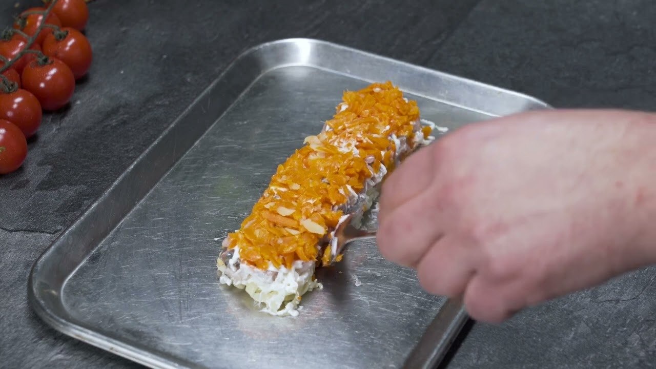81 Rolls with fish and vegetables
