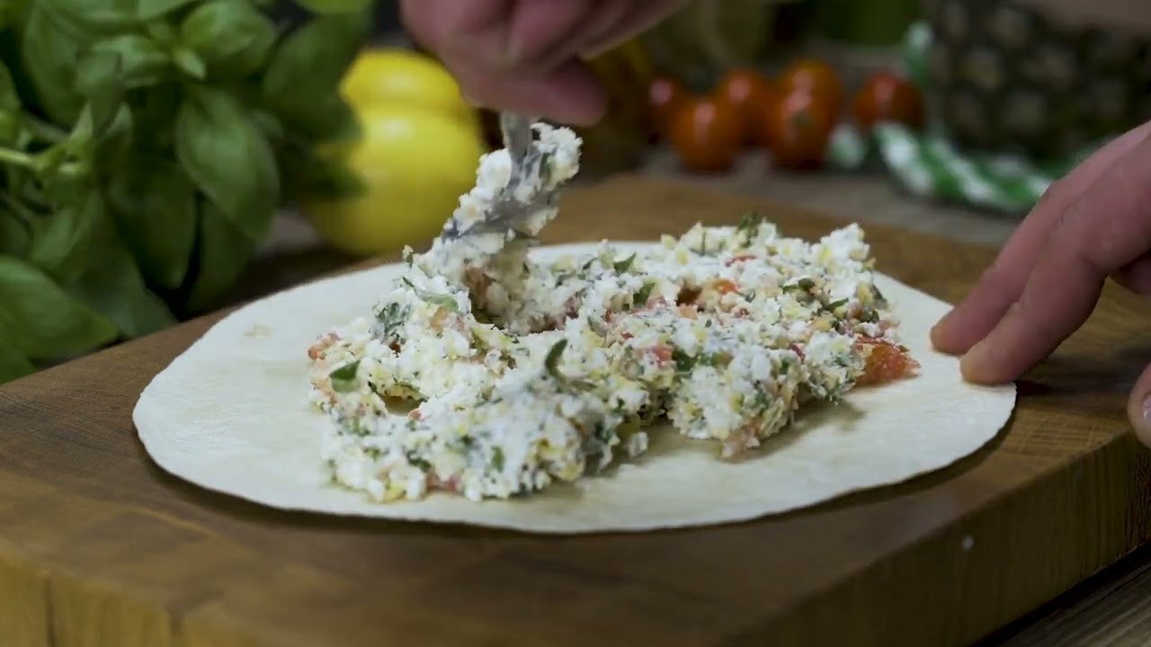 8 Lavash rolls with cottage cheese