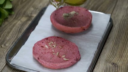 62 Scrambled Egg Toast With Arugula, Cheese, and Sauce