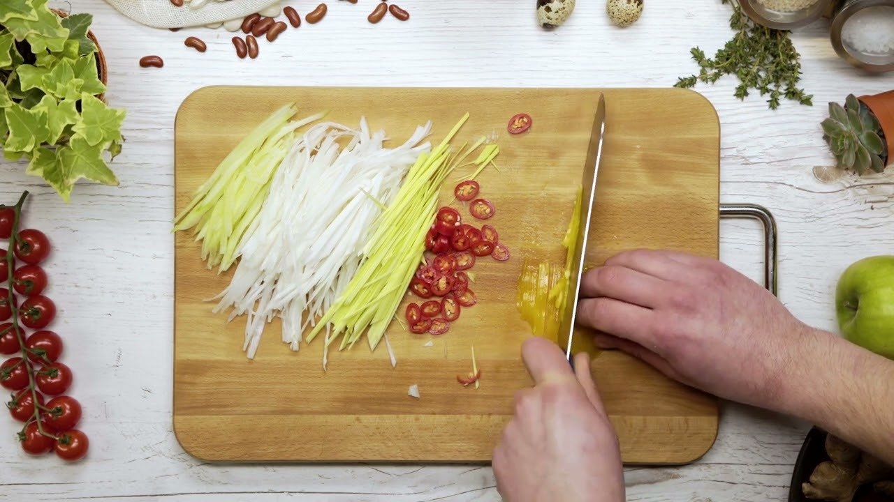 31. Vegetable Salad with Daikon