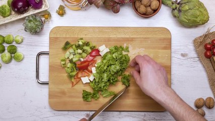 11. Salad with Tofu and Kiwi