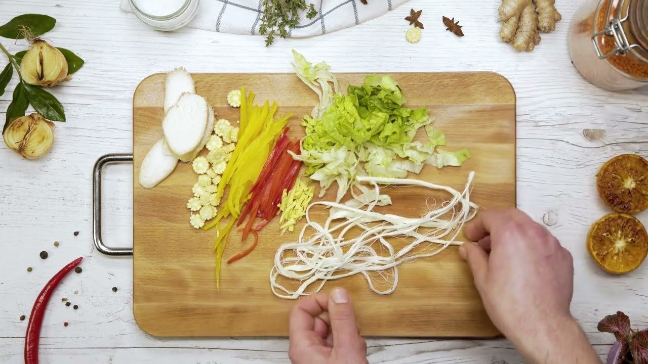 47. Salad with Chickpeas and Grilled Vegetables