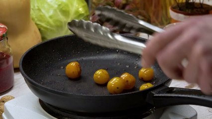 15. Salad with Tomato Sauce and Mozzarella