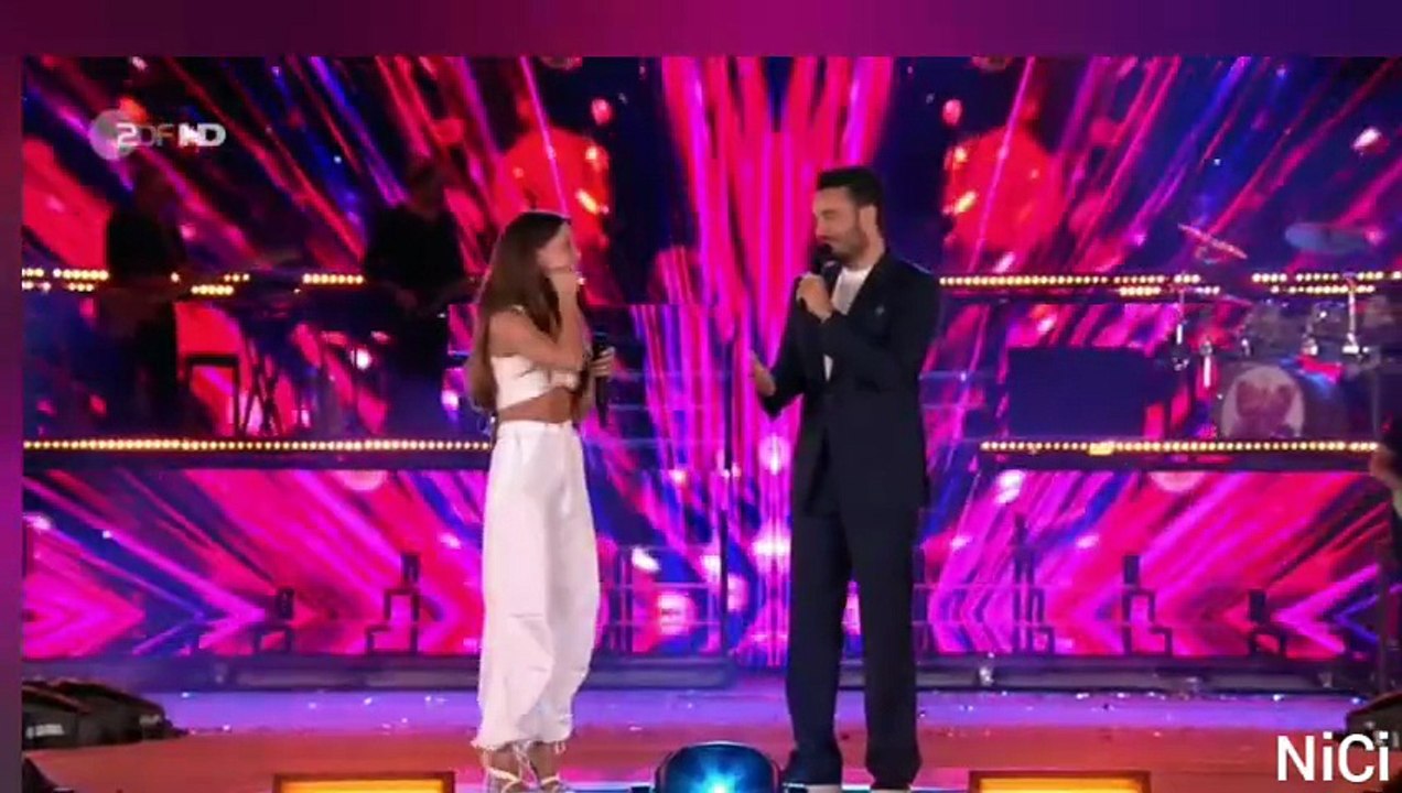 Giovanni Zarrella präsentiert: 30 Jahre Andrea Berg (2022) Teil 06